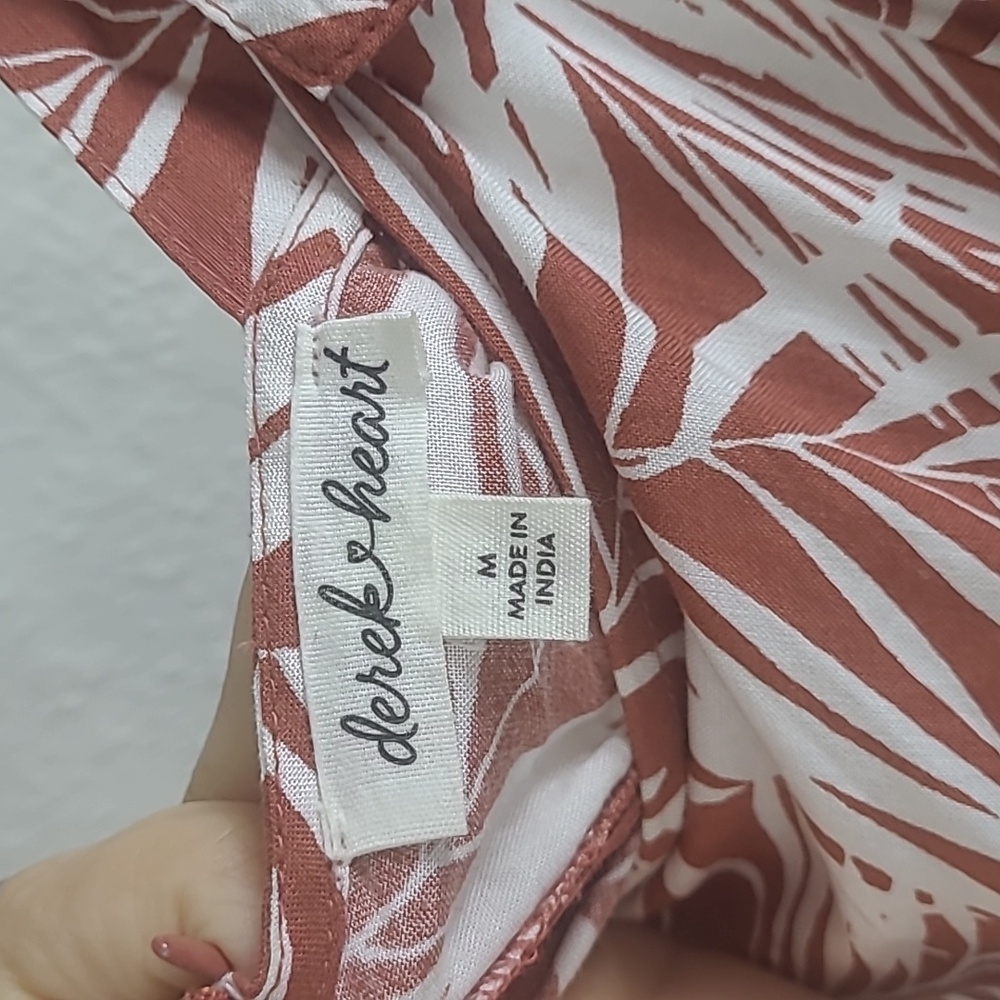Derek Heart Red and White Leaf Print Jump Suit  Size M - Picture 6 of 9